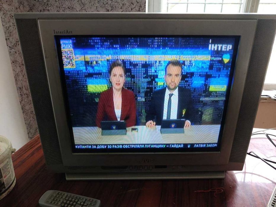 Телевизор JVC AV-2144LE