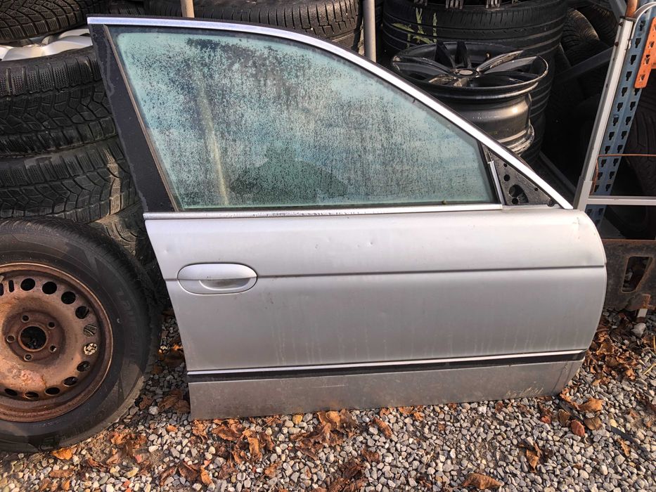Drzwi prawy przód Bmw E39 Sedan Titansilber 354