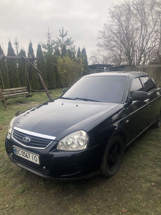 Продам пріору 2008року