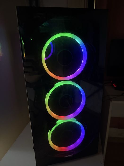 PC Gamer i7-9700KF | RX 6650 XT 8GB | 16GB RAM 3200MHz | Caixa RGB
