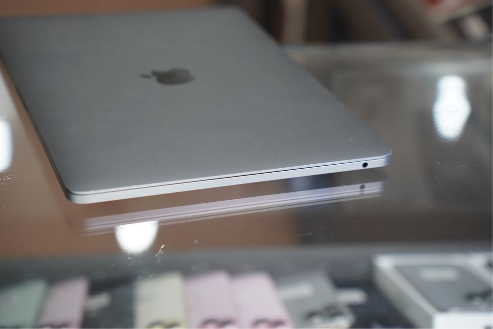 MacBook Pro 13” (2017) Магазин inStyle