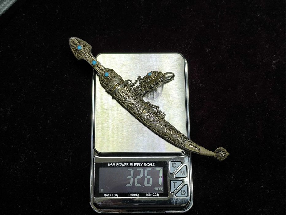 Серебряная большая брошь 84 пробы