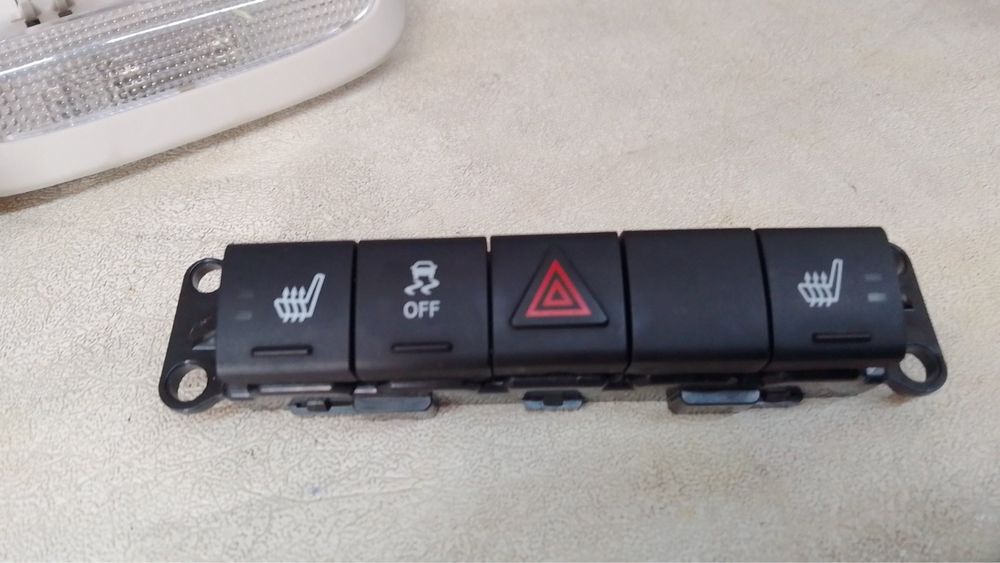 Переключателі деталі салону декор кнопки Jeep Patriot Compass