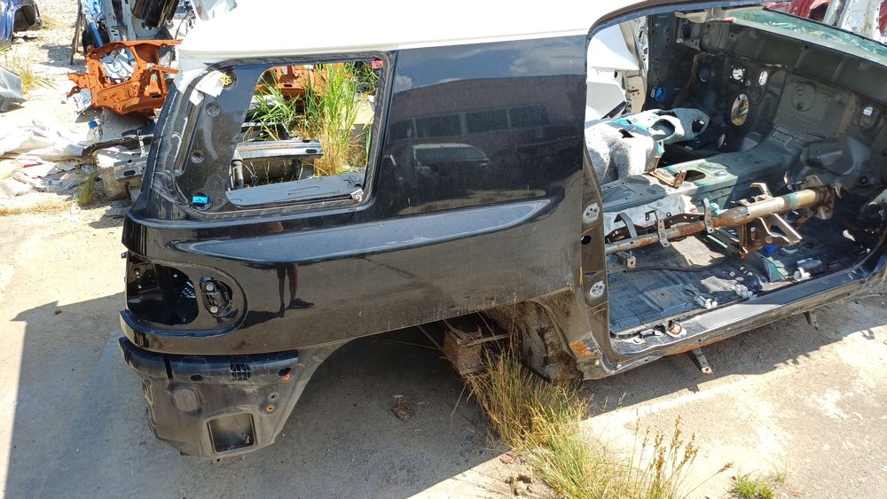 Крыло Toyota FJ Cruiser четверть задняя