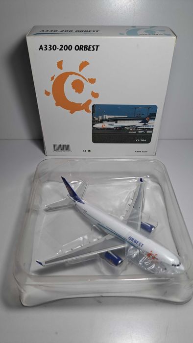 Airbus A330-200 Orbest Portugal 1:400