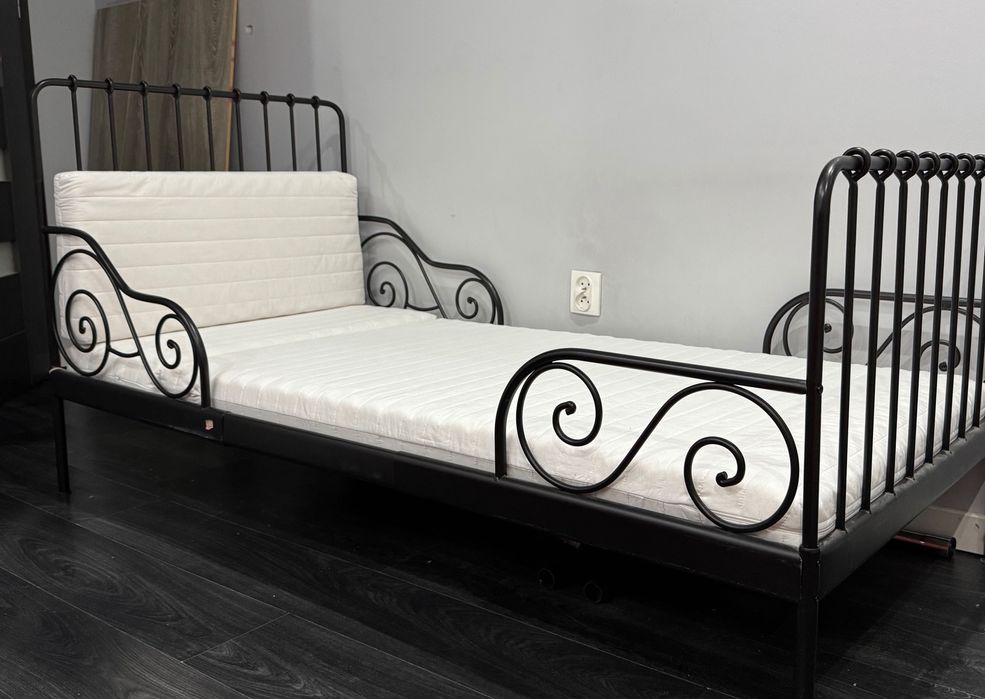 Łóżko rozsuwane MINNEN + stelaż + materac VIMSIG (komplet)