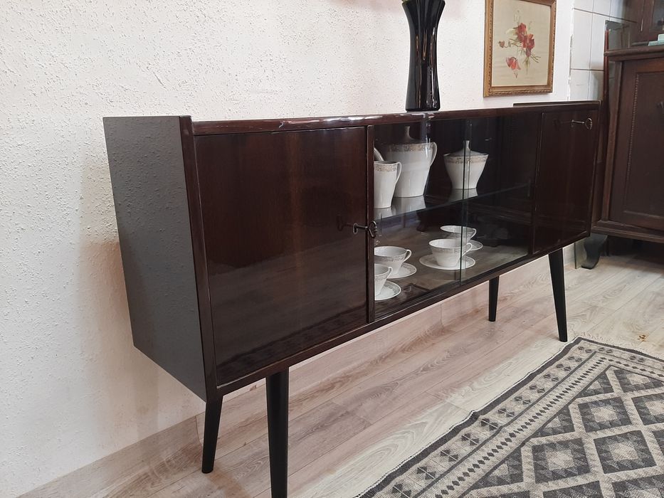 Komoda inspirowana projektem Rajmunda Hałasa