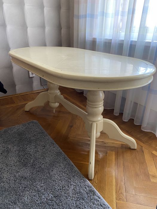 Стол дубовый б.у.