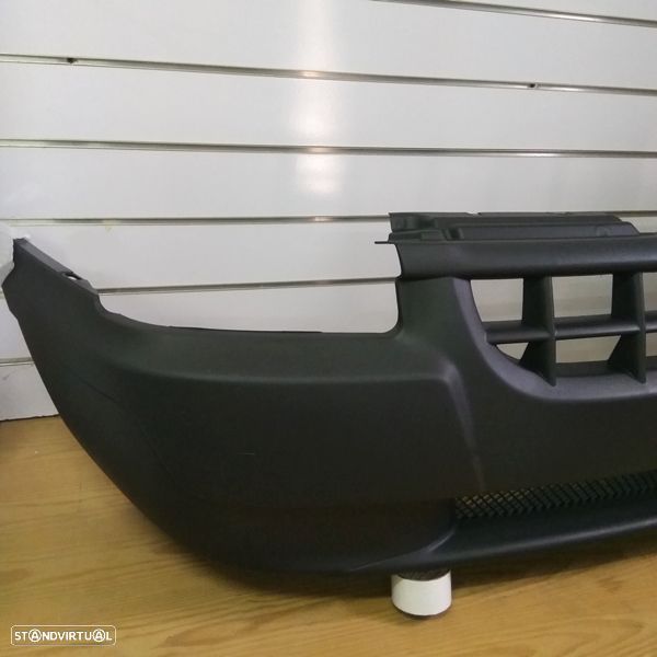 Para-choques Fiat Doblo modelo: 2000 até 2005 novo