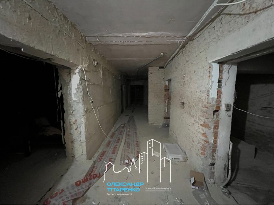 Продається просторе комерційне приміщення в центрі міста — 260 м²!