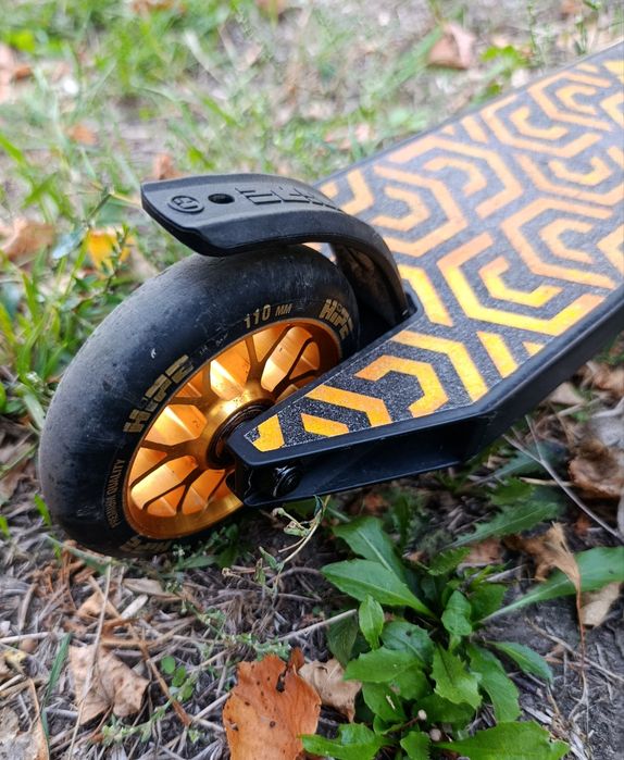 Самокат трюковий HIPE H3 Black/Gold