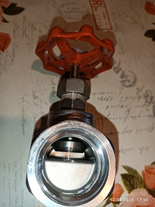 Нержавіючий кран, вентиль