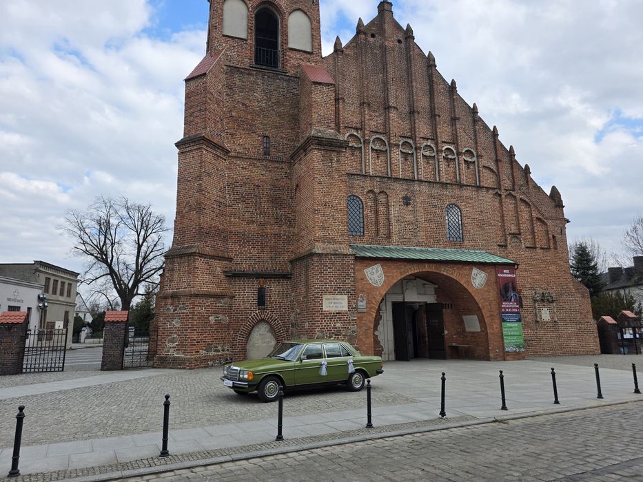 Auto Samochód do ślubu klasykiem