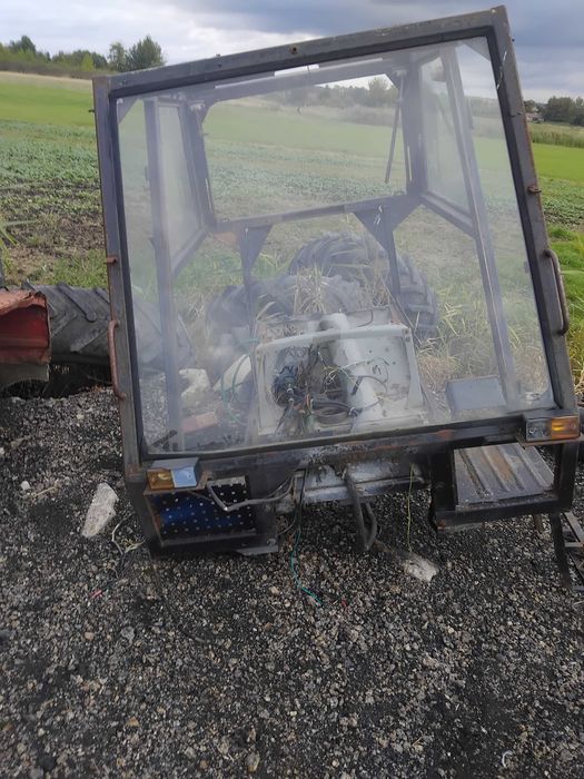 kabina,zbiornik ursus 385,912,1224 zetor 8111