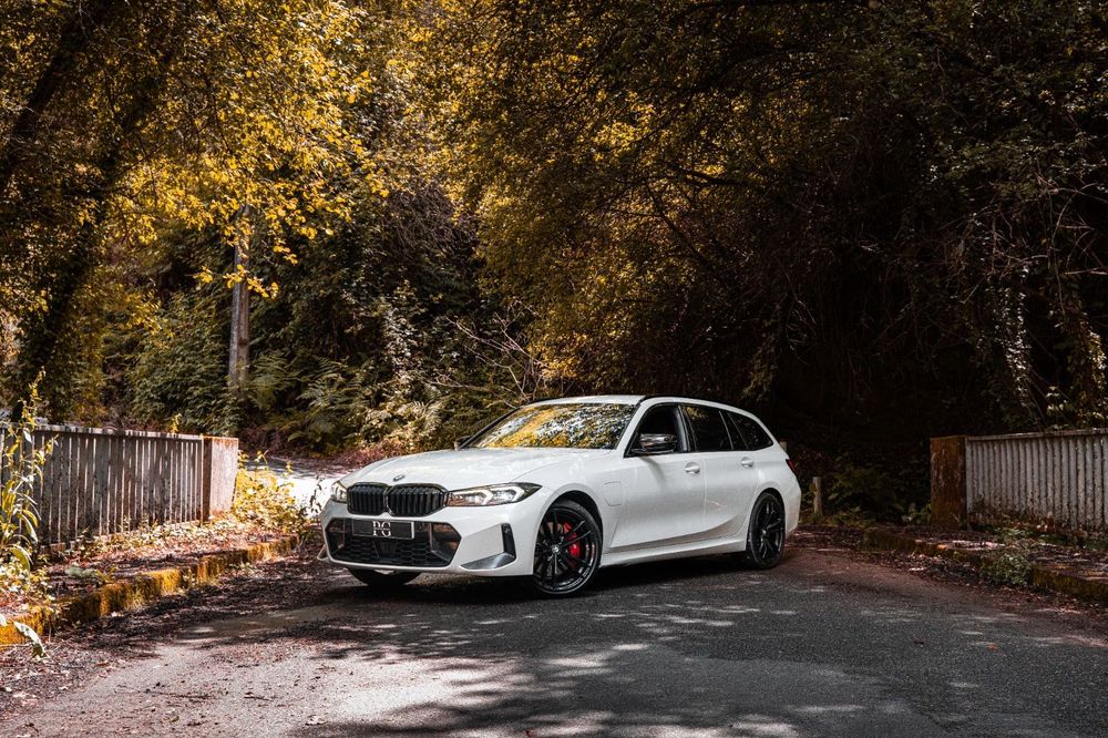 BMW 330e Touring Pack M 2022 Full Extras Histórico BMW 292cv