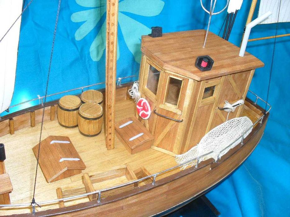 Ręcznie robiony model kutra rybackiego KUTER RYBACKI JAS-32 żaglowiec