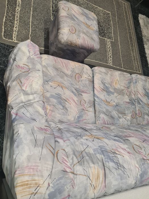 Sofá cama bom estado.