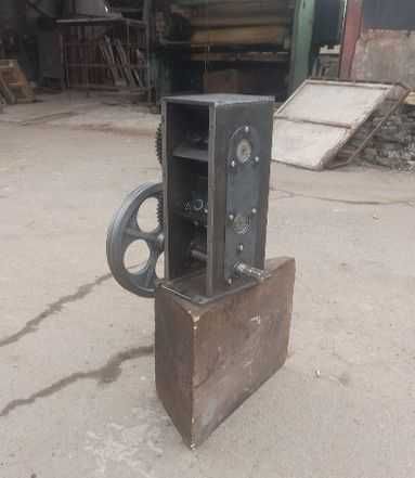 Подрібнювач гілок (діам. 50мм,100мм,120мм) гілкоруб,щепоріз,дровокол