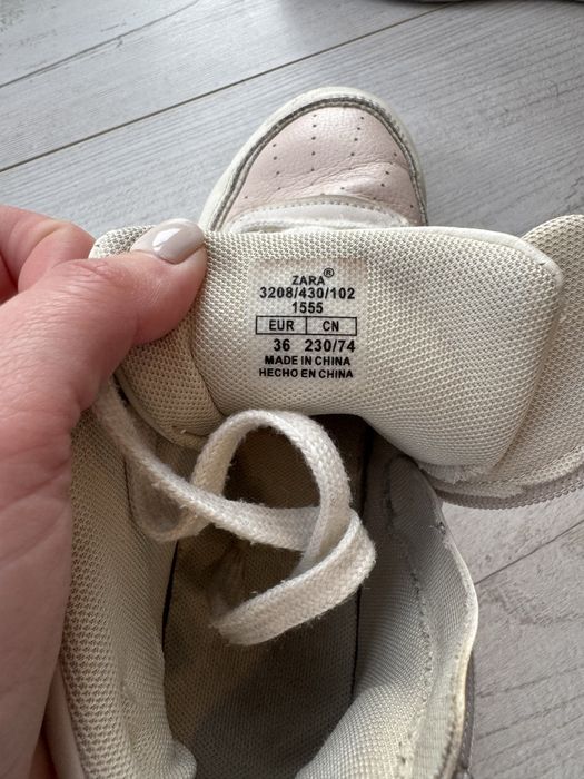 Дитячі кросівки Zara