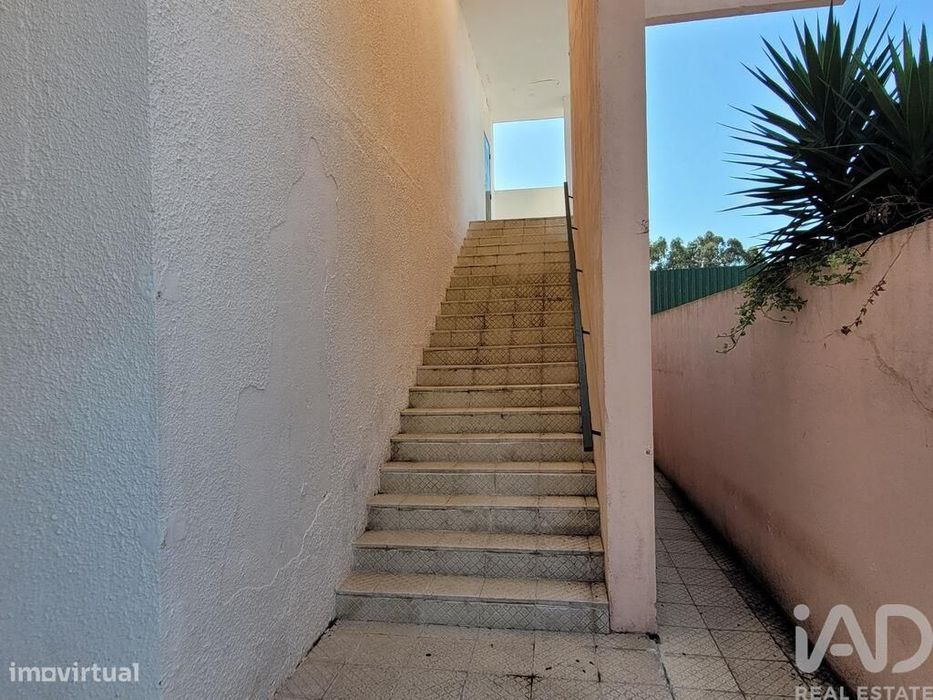 Prédio em Esgueira de 520,00 m2