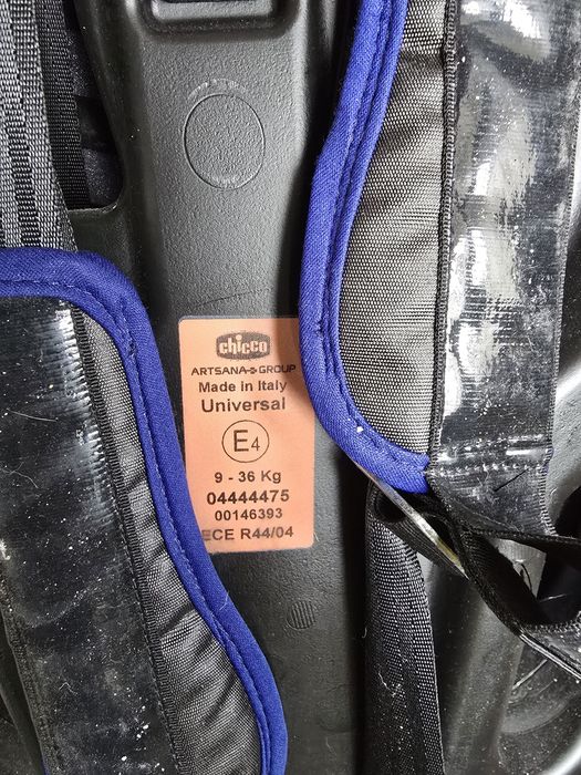 Fotelik samochodowy chicco 9-36
