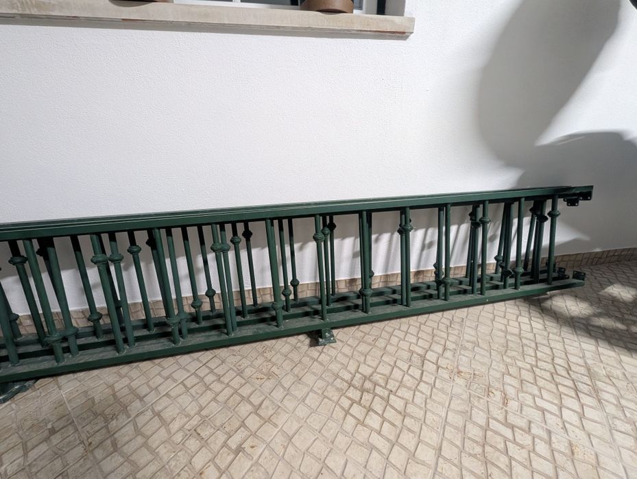 Lote de Vedação Alumínio (24 metros) – Sem Ferrugem – Estilo Clássico