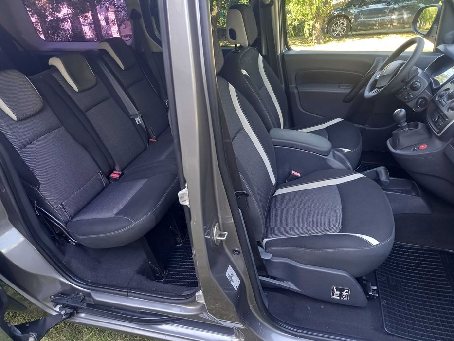 Продам Renault Kengo 2014 року макси база,7 мест