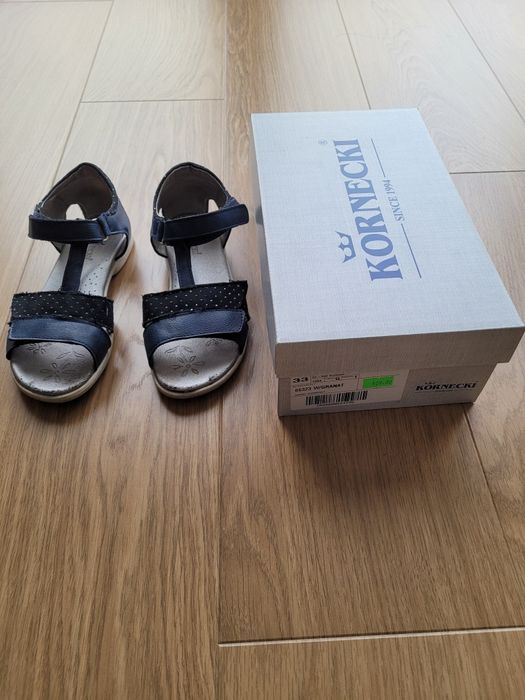 Sandały dziewczęce rozmiar 33