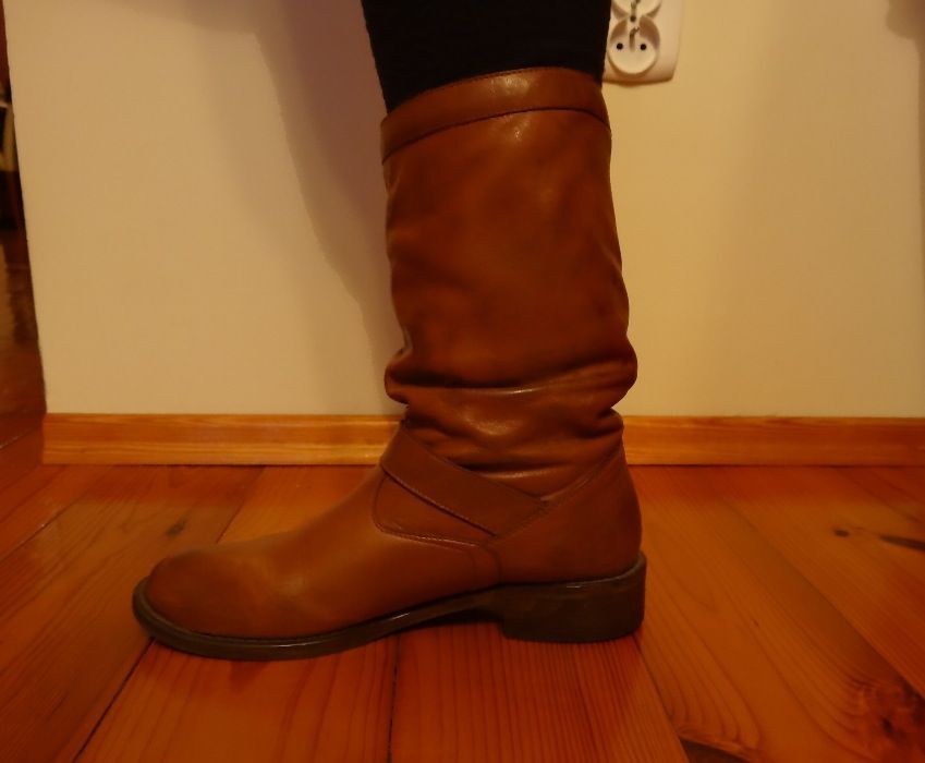 Kozaki damskie LASOCKI, SKÓRZANE, ocieplane, r. 39