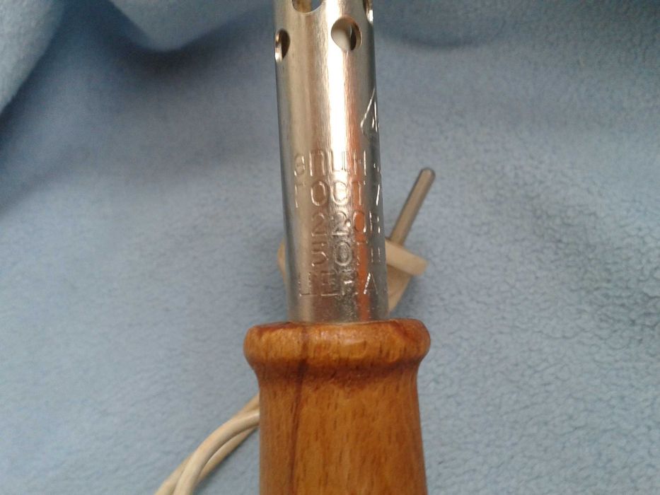 Паяльник 220 вольт - 65 ват.