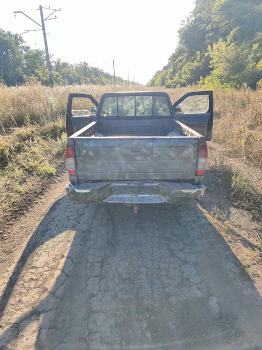 Nisan navara D22
