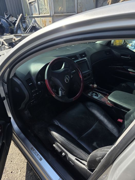 продам салон лексус  GS350