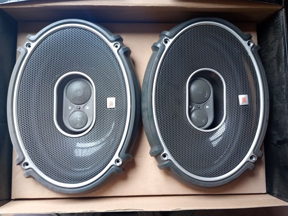Динамики новые  JBL