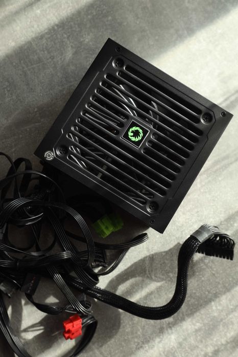 Блок питания GAMEMAX 600W (GE-600)