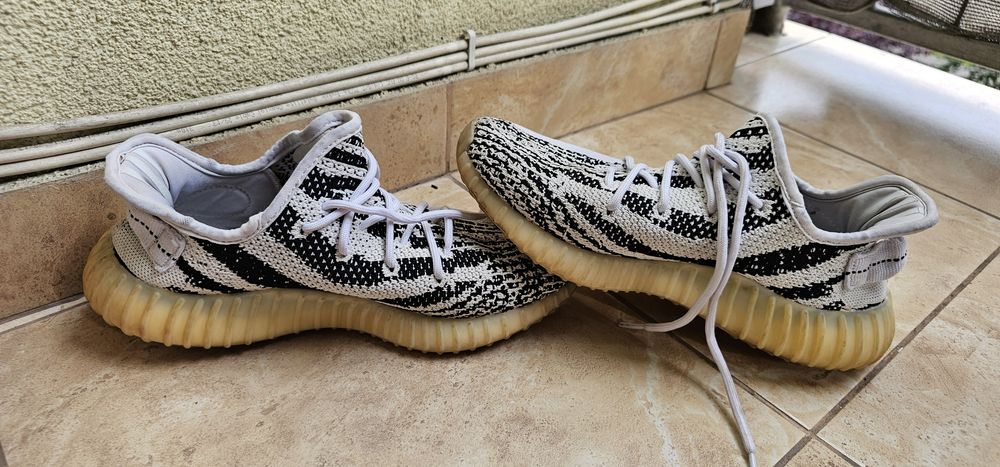 Adidas Yeezy Boots 350 zebra rozmiar 40 wkładka 25cm