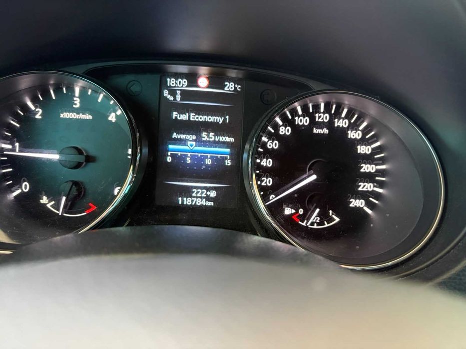 Nissan Qashqai 1.5 dCi Tekna. Private Sale. — photo 5