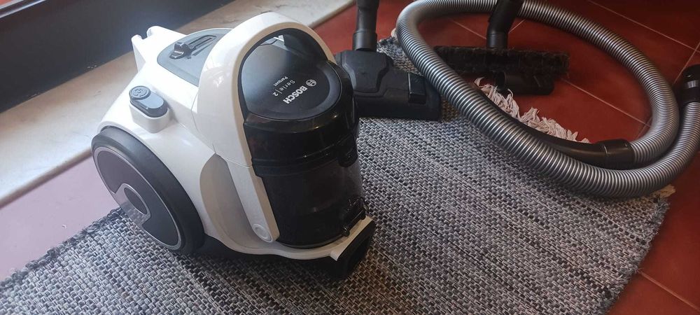 Aspirador Bosch serie2