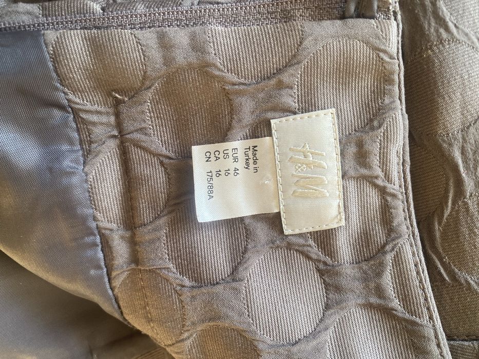 Saia cinza da H&M