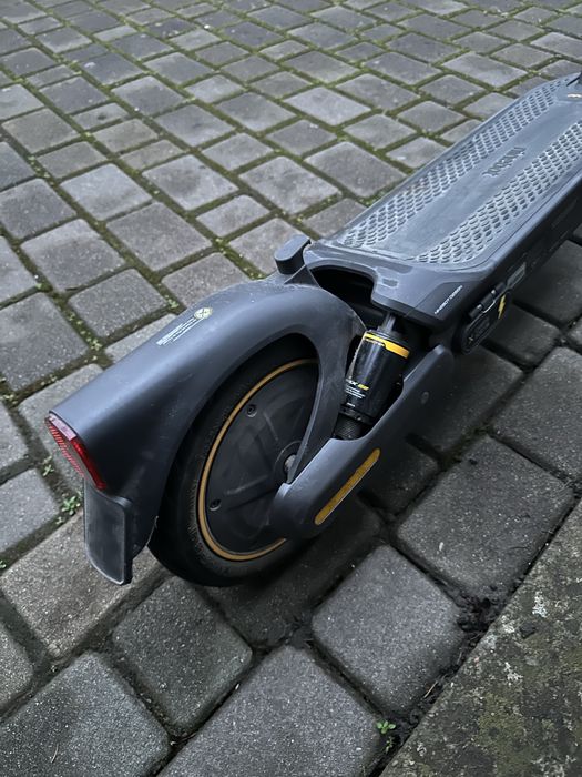 самокат ninebot g2max