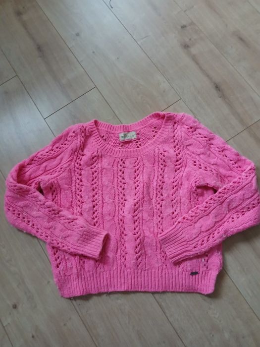 Sweter różowy Hollister