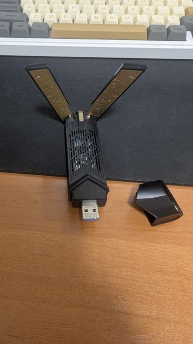 Asus AX1800 USB Wi-Fi адаптер