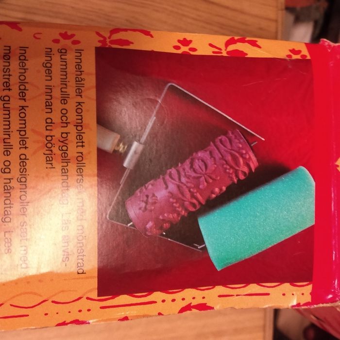 Wałek do malowania wzorów na ścianie