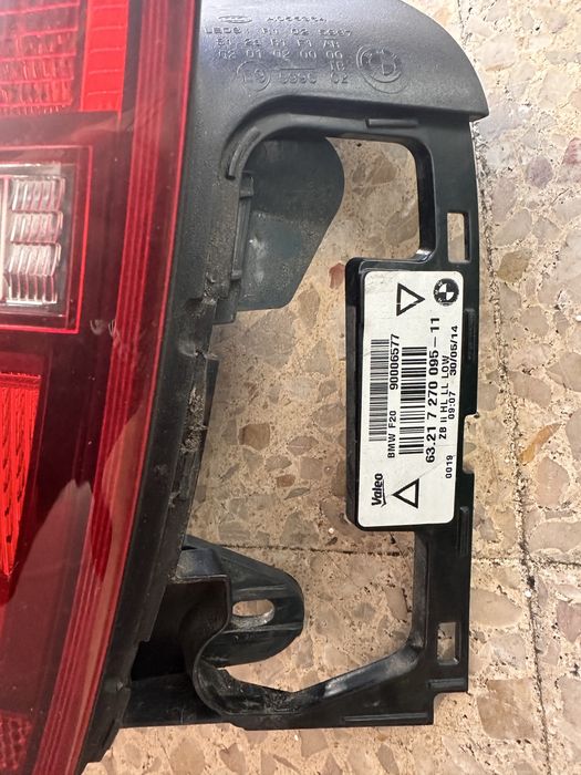 Farol traseiro serie 1 F20