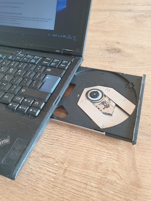 Laptop Lenovo X301 ThinkPad sprawny z zasilaczem