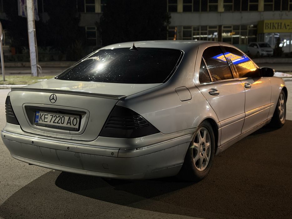 Продам Mercedes S 220