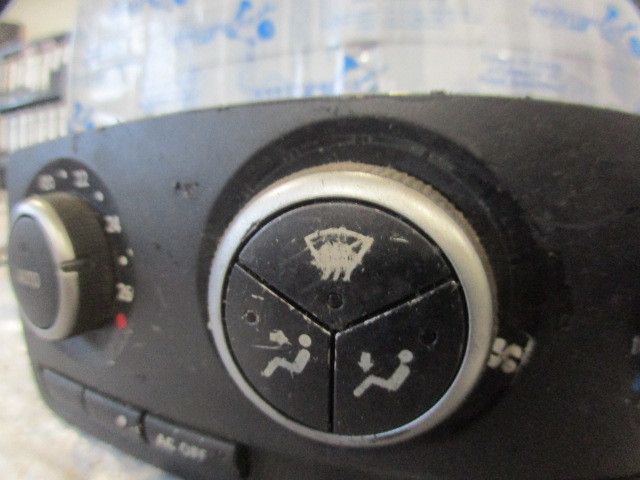 Comando chauffage / sofagem SAAB 9-5 Sedan (YS3E)