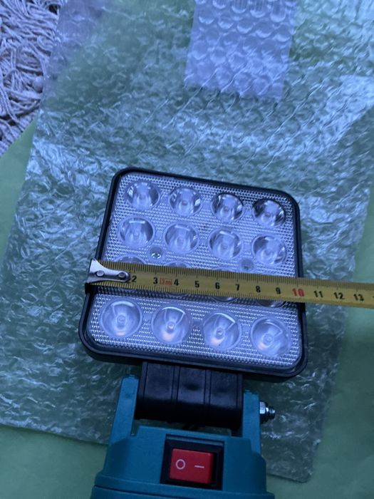 Прожекторна лампа робоча плюс павербанк на акумулятор makita електроін