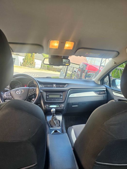 Toyota Avensis 2017 2.0 diesel