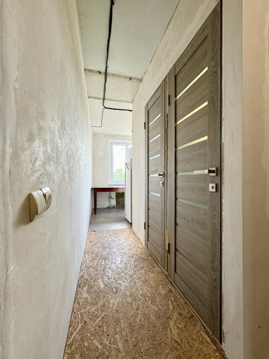 Продам 3к квартиру в районі Металургів