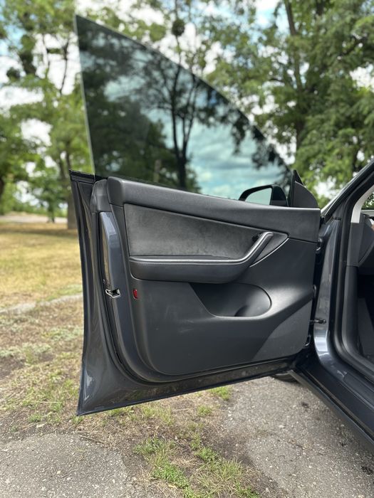 Tesla 2022 Performance 82kWh Dual Motor
